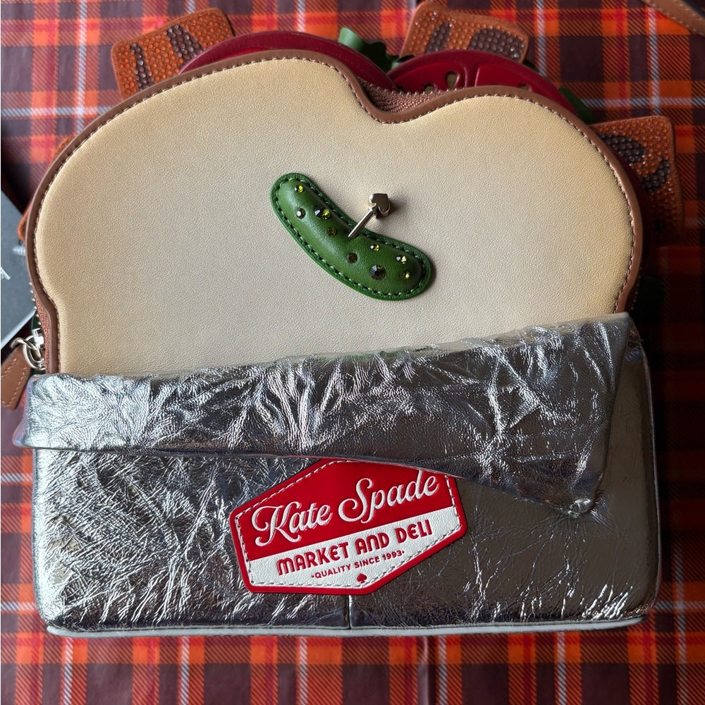 🥪 🥒🥪 KATE SPADE GLAMWICH  3D SANDWICH CROSSBODY BAG 🥪 NWT 🥪🥒🥪 - Picture 11 of 16